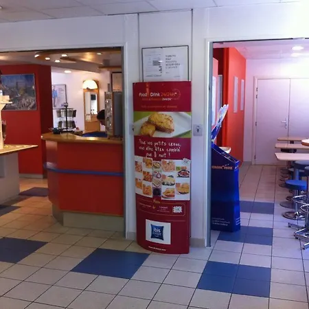 Ibis Budget Centre Gare 2* קולמר